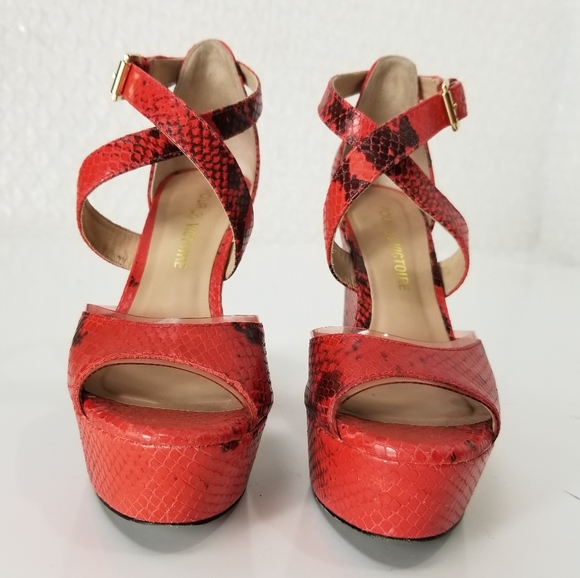 Pour La Victoire red snakeskin platform heels - Picture 2 of 12